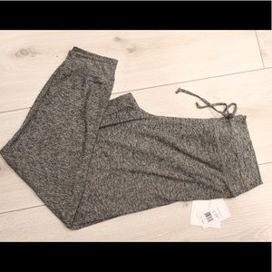 ⚡️FLASH SALE⚡️ Beyond Yoga Joggers